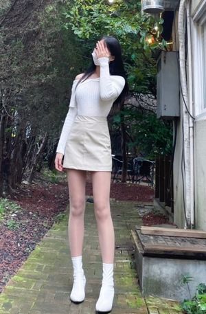 Korean slut cant stop thinking of wanting cum in her mouth