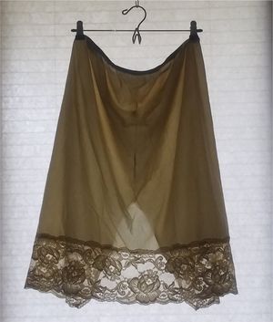 Patty's Vintage Lacy Vanity Fair J'entell Catfighter's Half Slip!