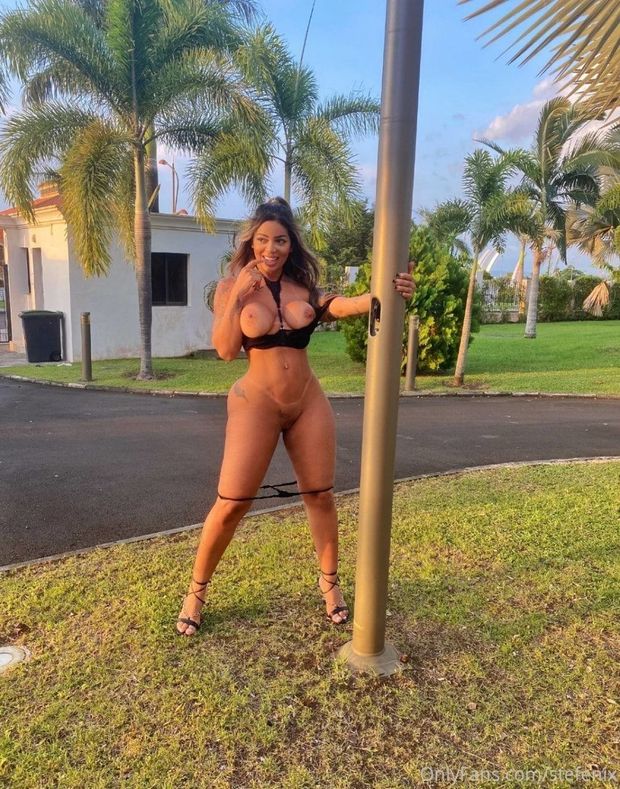 Stephanie Silveira
