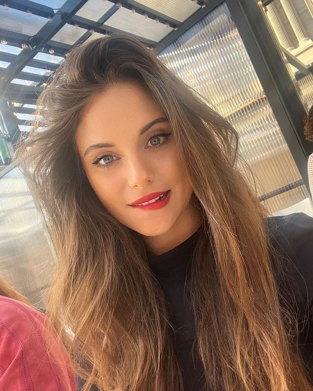 Carina Zavline
