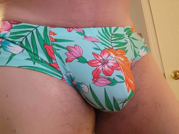 My Arizona Iced Tea inspired cheeky bulge