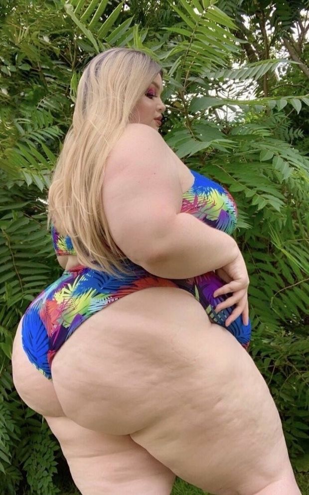 Gorgeous blonde BBW with huge round ass