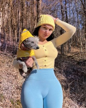 Carinna White - curves...