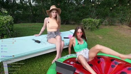 nice upshort pussy slip 0:26