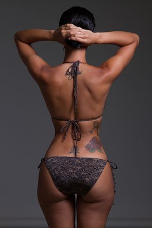 Draya Michele sexy ass and back in dark bikini (neutral floral print)