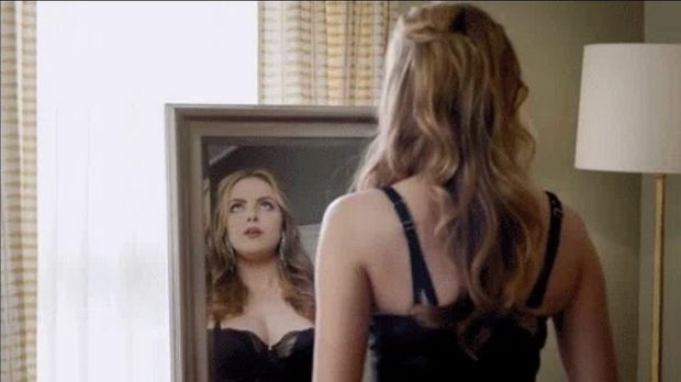 Elizabeth Gillies 01