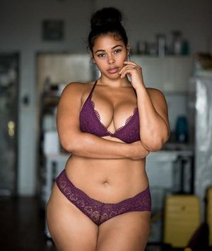 The Beautiful Tabria Majors in her bra and panties