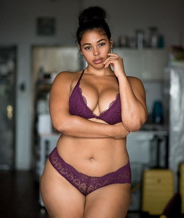 The Beautiful Tabria Majors in her bra and panties