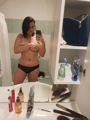 "I am new at this selfie thing"