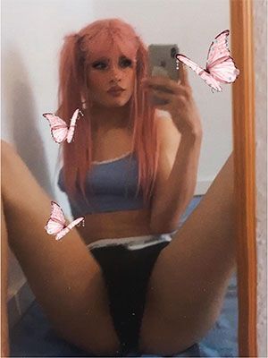 You will find the paradise between my legs, hot tranny cock and ball - Bend, OR