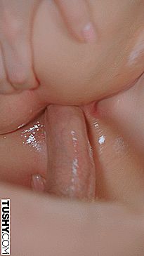 015 sophia burns tushy