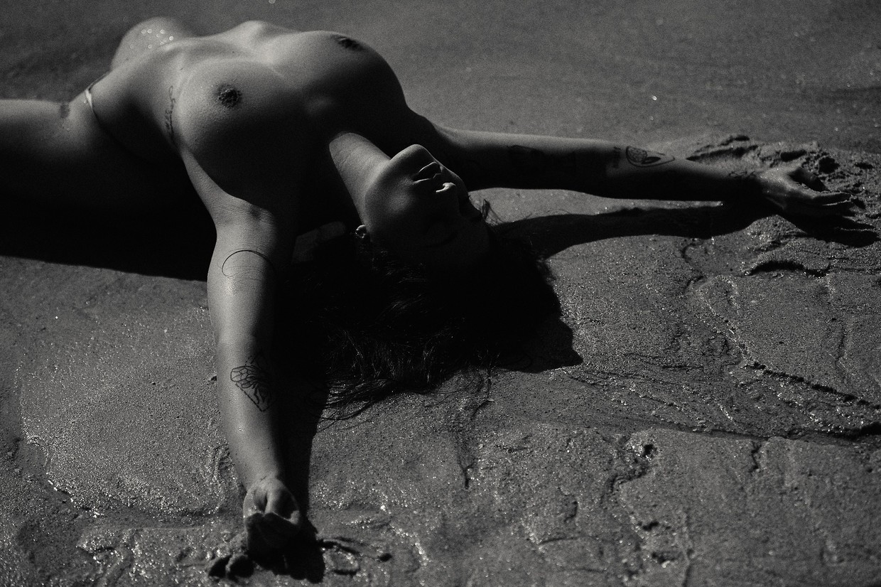 raquel rbt topless