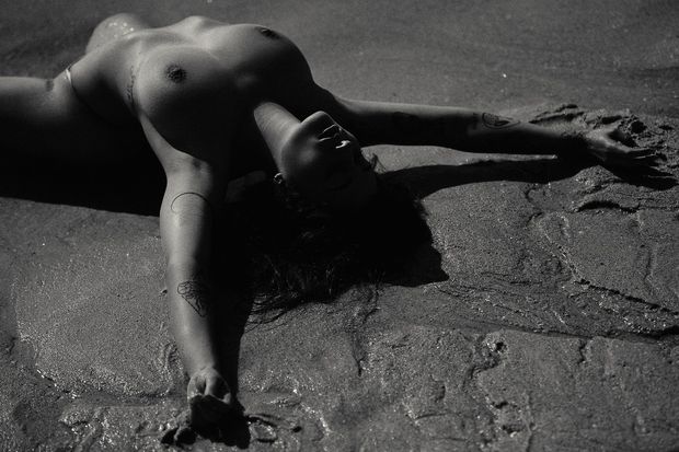 raquel rbt topless