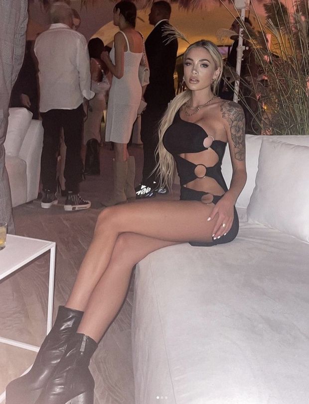 Partygirl