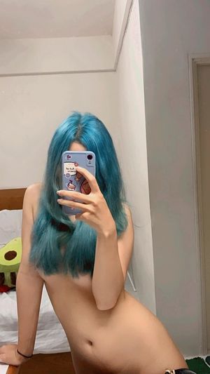 blue hair