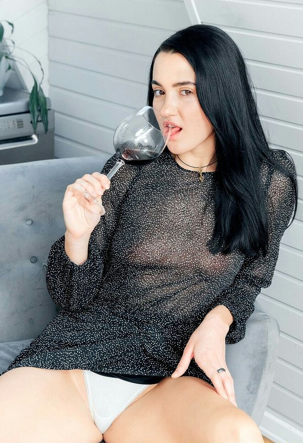 Wine makes me horny for big hard cocks