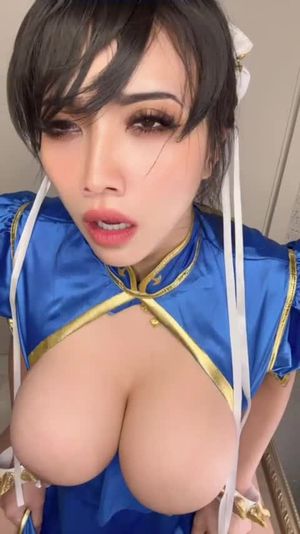 Chun-Li sneeze