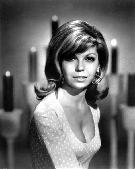 Nancy Sinatra 14