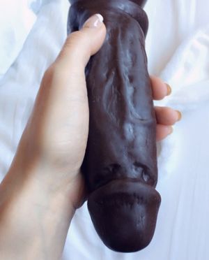 Squeezing that big black cock