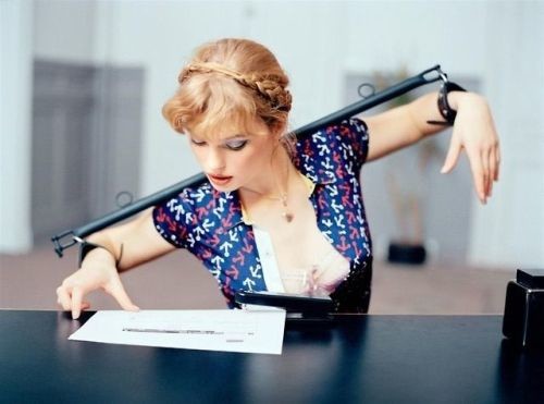 A good secretary must work in all situations