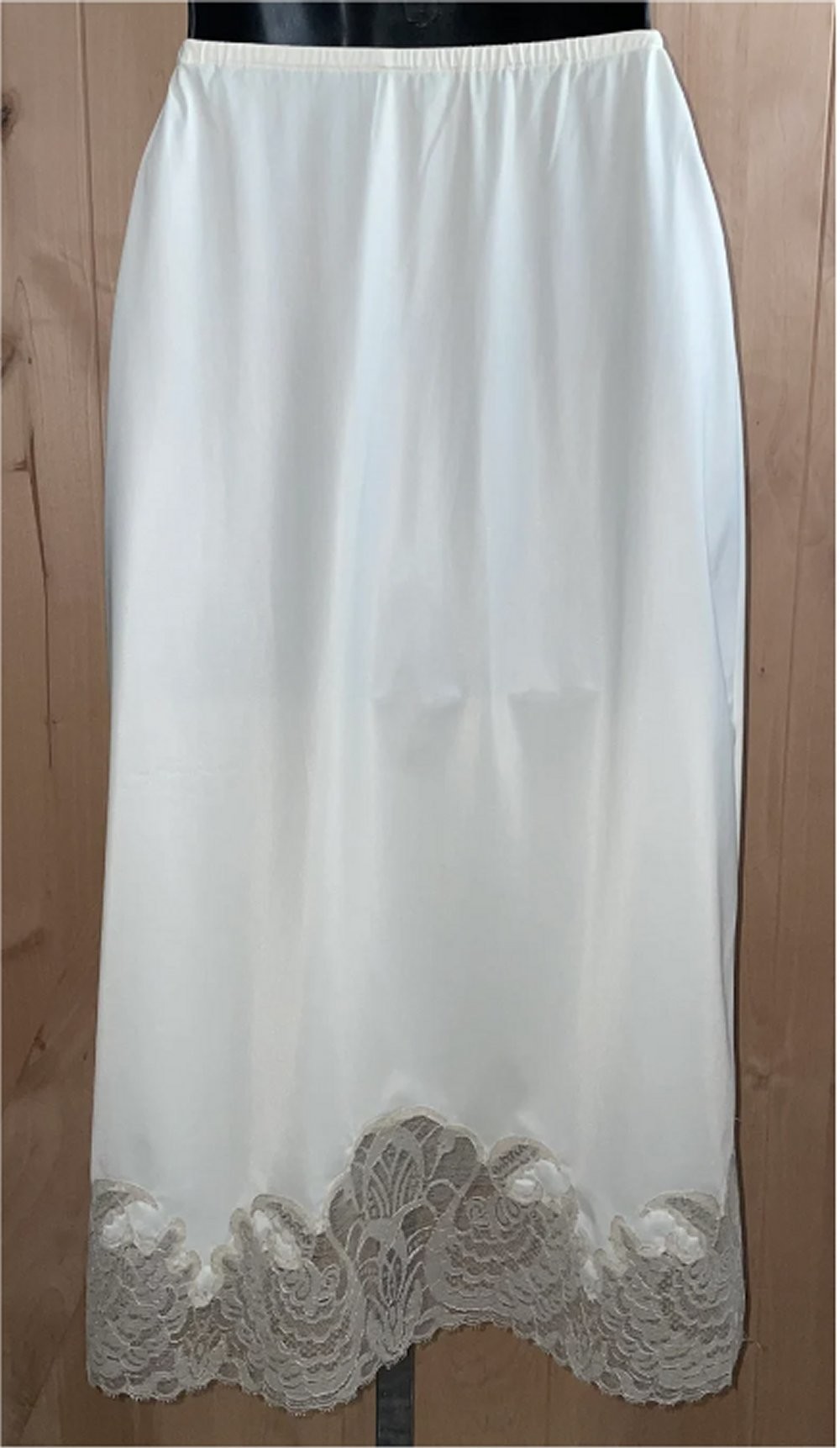 Swan Lace Half Slip