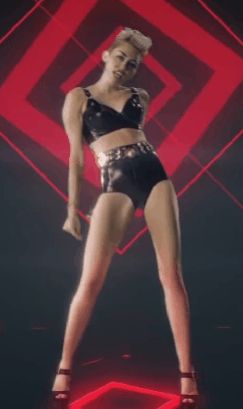 Miley Cyrus feeling herself 4