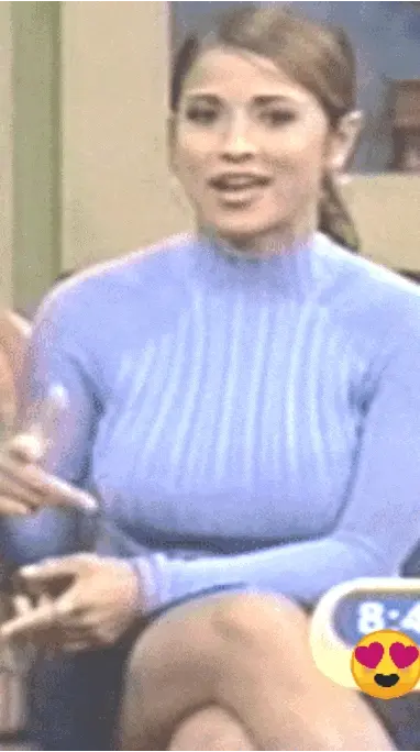 Jackie Guerrido (flashing on live TV)