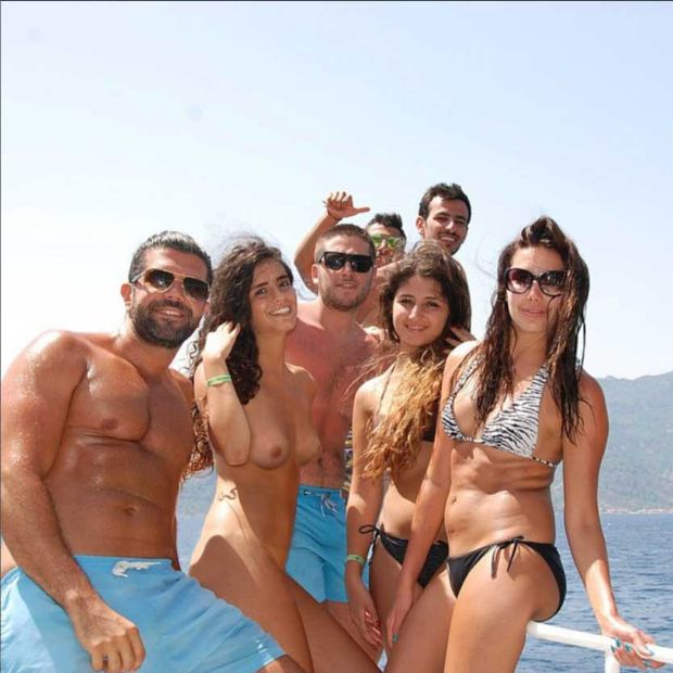 Sirina with friends