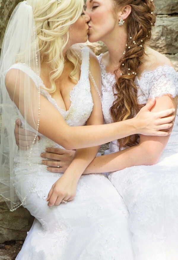 Lesbian wedding kiss