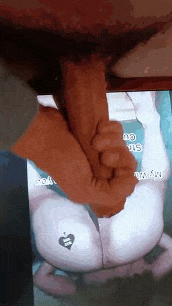 Cum tribute for hottie MissMystiqueHotwife