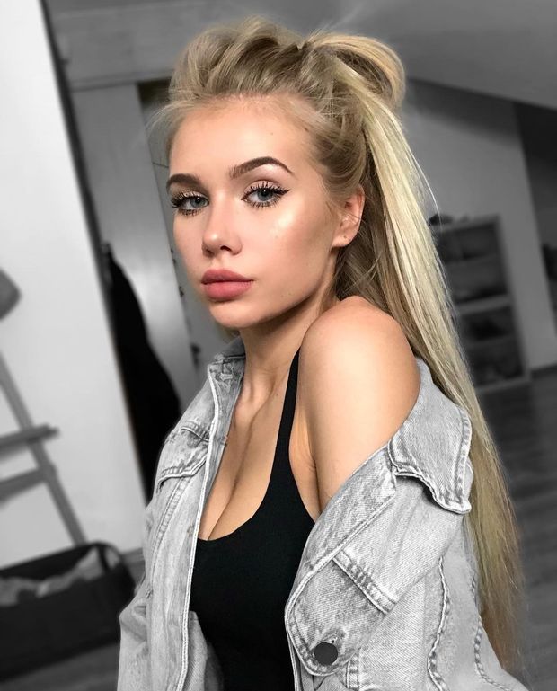 Blonde Baddie