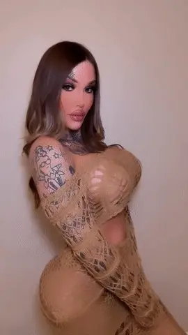 Nadia Love