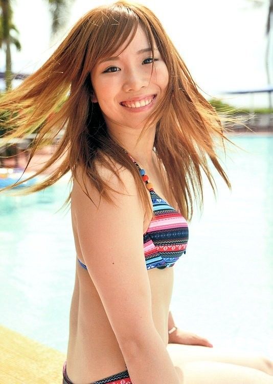 Kairi cute bikini