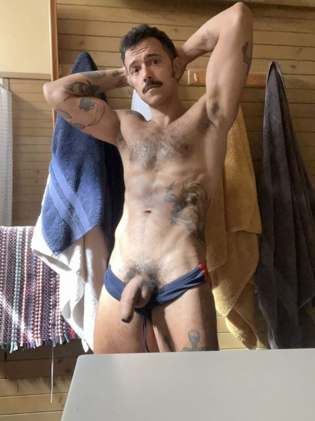 OLLIE KELEV