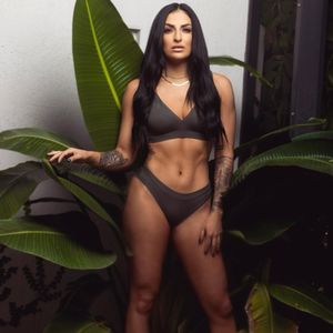 Sonya Deville