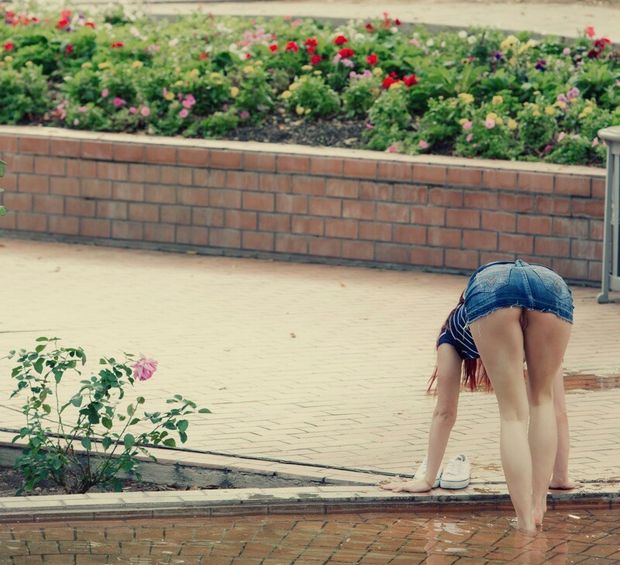 It's so wrong but it feels so sexy and naughty to watch her