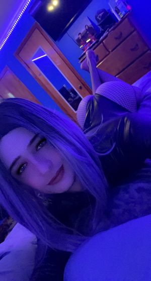 Naughty sissy ready to play