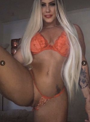 Pussy Revealed Selfie