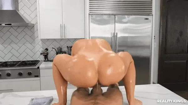 SlimThick Vic Marie