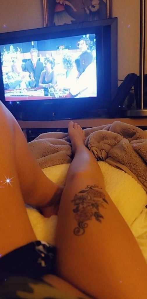 Sexy tattoo leg