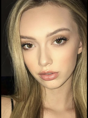 I can’t stop jerking off to this picture!