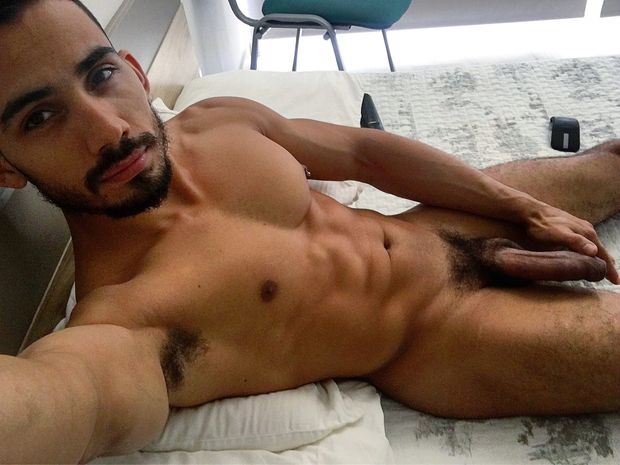 Hot Uncut Prime Meat...