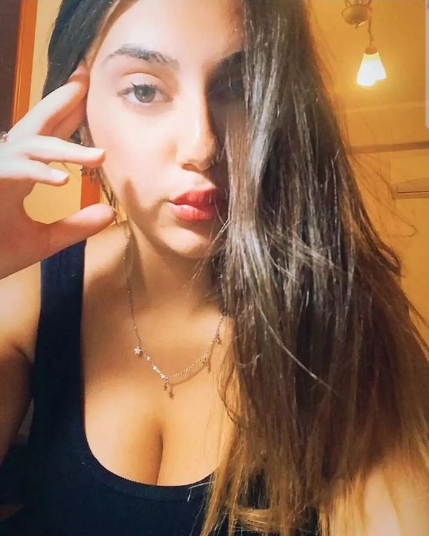 I'm thirsty for cock, come here and I'll empty your balls