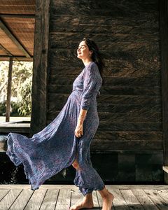 SARA MALAKUL LANE IN PURPLE DRESS!!