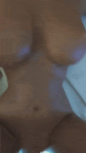 Sexdoll Sofia missionary cum on belly