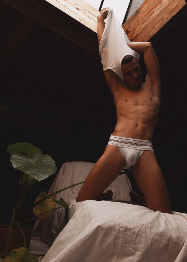 DILLON ROMAN