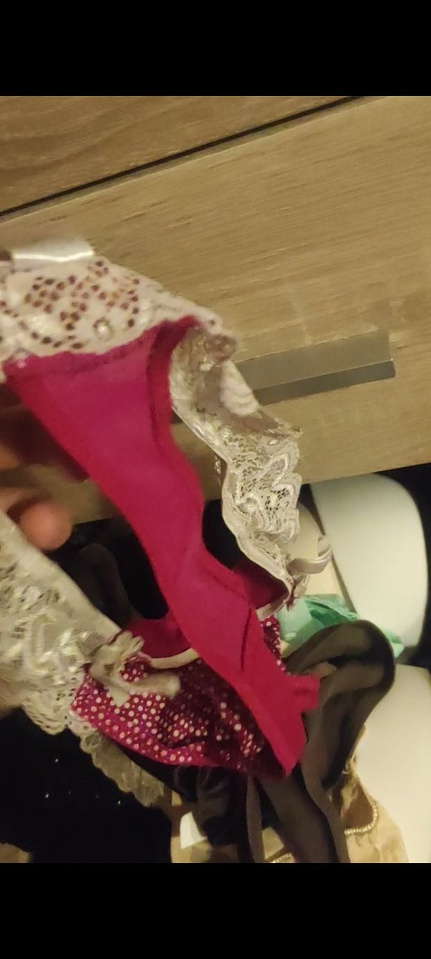 My MILF aunt's favorite panties