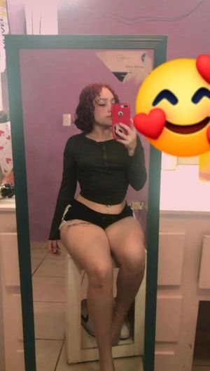 Beauty Teen with Sexy Legs