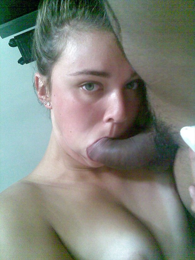 Brunette amateur teen with a cock in her mouth