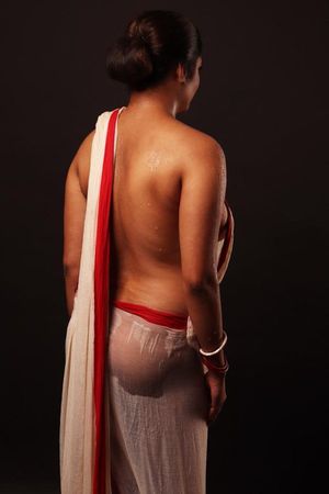 Cute Indian MILF butt, wet and ripe